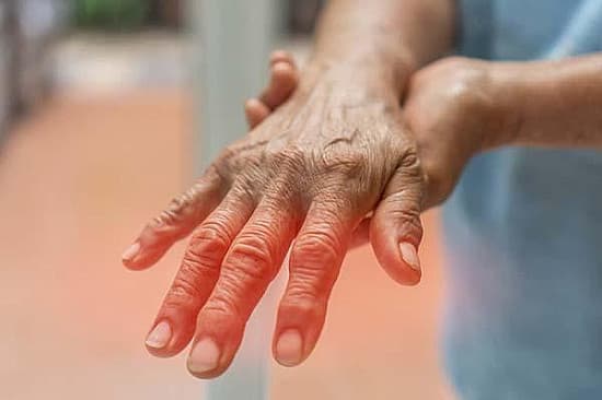5 Early Warning Signs of Peripheral Neuropathy You Shouldn't Ignore
